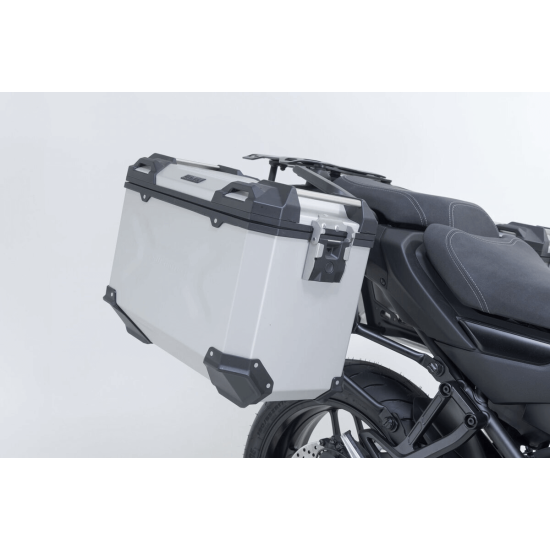 Ολοκληρωμένο σετ βάσεων και βαλιτσών SW-Motech TRAX ADV Yamaha Tracer 9/GT/GT+ ασημί 25- Ολοκληρωμένο σετ βάσεων και βαλιτσών SW-Motech TRAX ADV Yamaha Tracer 9/GT/GT+ ασημί 25-