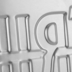 Πινακίδα Μεταλλική με Λογότυπο Triumph 30χ20