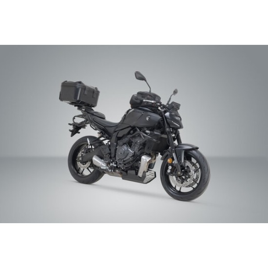 Σετ βάσης και βαλίτσας topcase SW-Motech DUSC L Yamaha MT-07 25- μαύρο Σετ βάσης και βαλίτσας topcase SW-Motech DUSC L Yamaha MT-07 25- μαύρο