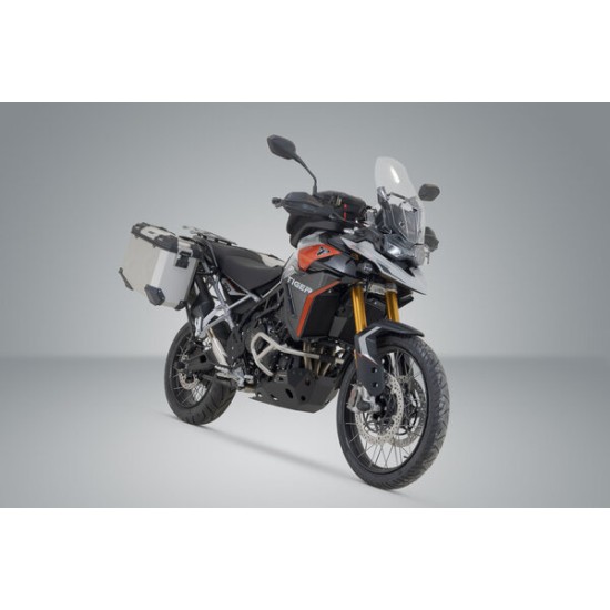 Σετ βάσεων και βαλιτσών SW-Motech TRAX ADV Triumph Tiger 900 GT/Rally/Pro ασημί 24-