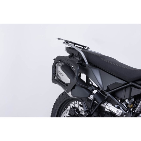 Σετ βάσεων και βαλιτσών SW-Motech TRAX ADV CFMoto 1000MT-X ασημί Σετ βάσεων και βαλιτσών SW-Motech TRAX ADV CFMoto 1000MT-X ασημί