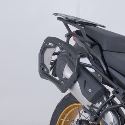 Σετ βάσεων και βαλιτσών SW-Motech TRAX ADV VOGE 625 DSX μαύρο Σετ βάσεων και βαλιτσών SW-Motech TRAX ADV VOGE 625 DSX μαύρο