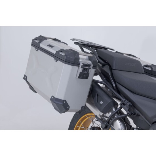 Σετ βάσεων και βαλιτσών SW-Motech TRAX ADV VOGE 625 DSX ασημί Σετ βάσεων και βαλιτσών SW-Motech TRAX ADV VOGE 625 DSX ασημί