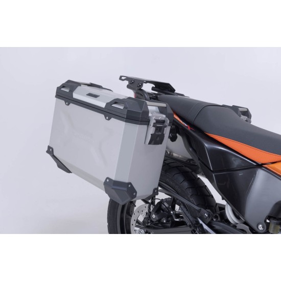 Σετ βάσεων και βαλιτσών SW-Motech TRAX ADV 37LT. KTM 390 Adventure X/R ασημί Σετ βάσεων και βαλιτσών SW-Motech TRAX ADV 37LT. KTM 390 Adventure X/R ασημί
