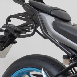 Σετ βάσεων και πλαϊνών βαλιτσών SW-Motech Urban ABS 33 lt. Yamaha MT-07 25- (σετ)