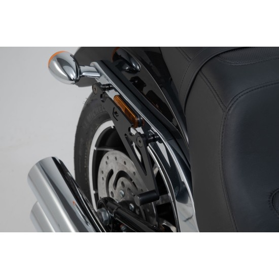 Βάση πλαϊνού σαμαριού SLH Harley Davidson Softail Low Rider/S 17- δεξιά