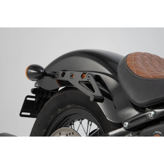 Βάση πλαϊνού σαμαριού SLH Harley Davidson Softail Slim 17- δεξιά