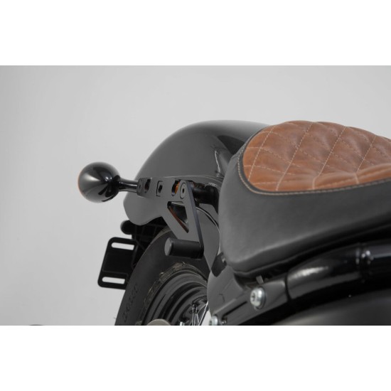 Βάση πλαϊνού σαμαριού SLH Harley Davidson Softail Slim 17- δεξιά