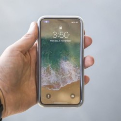 Αδιάβροχο κάλυμμα Quad Lock Apple iPhone 16 Pro Max
