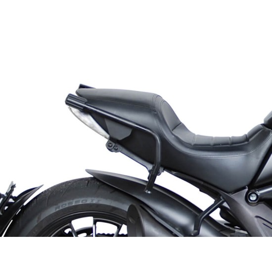 Βάσεις πλαϊνών βαλιτσών SHAD 3P System Ducati Diavel 1200 12-18