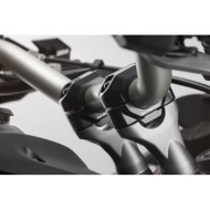 Αποστάτες τιμονιού SW-Motech 20mm Triumph Speed Triple 1050/R 11- μαύροι