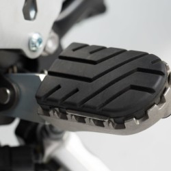 Αναδιπλούμενα μαρσπιέ SW-Motech ION BENELLI TRK 502 X 