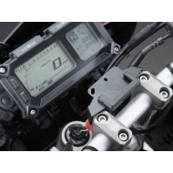 Βάση GPS SW-Motech Quick-Lock στην τιμονόπλακα Yamaha MT-09 Tracer/GT