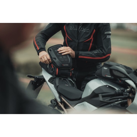 Σακίδιο σχάρας/σέλας/tailbag SW-Motech PRO Roadpack 8-14 lt.