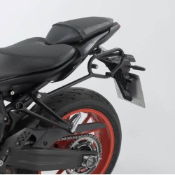 Βάση πλαϊνής βαλίτσας / σαμαριού SLC Yamaha MT-07 18- αριστερή