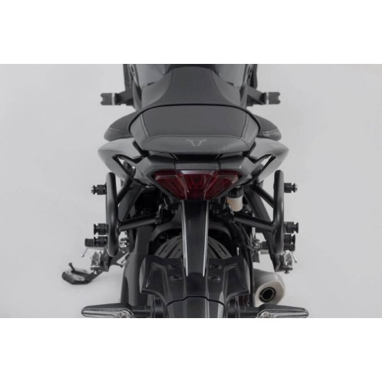 Βάση πλαϊνής βαλίτσας / σαμαριού SLC Yamaha MT-07 18- αριστερή