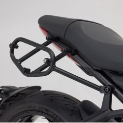 Σετ βάσεων και πλαϊνών βαλιτσών SW-Motech Urban ABS 33 lt. Triumph Trident 660 (σετ)