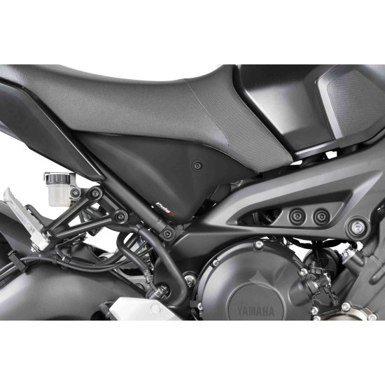 Πλαϊνά καλύμματα Puig Yamaha MT-09 -20 μαύρο ματ