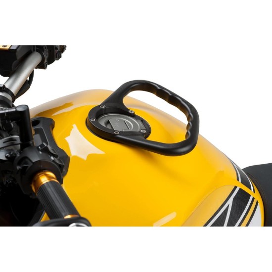 Βάσεις μαύρες PUIG 4616N YAMAHA: FZ1 2006-15, FZ6 2004-08, FZ8 2011-16 Βάσεις μαύρες PUIG 4616N YAMAHA: FZ1 2006-15, FZ6 2004-08, FZ8 2011-16